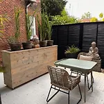 ベッド・アンド・ブレックファスト Zen