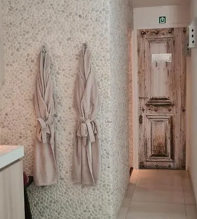 Zen 4* Dordrecht
