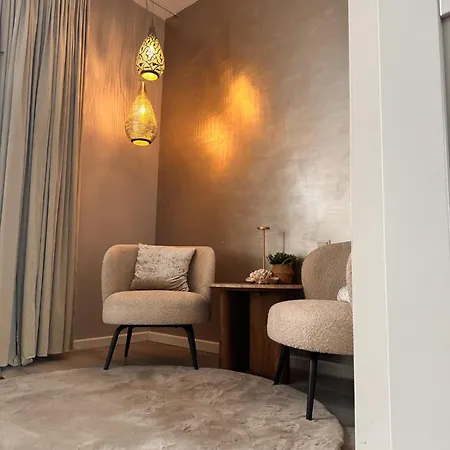 Zen Oda ve Kahvaltı Dordrecht